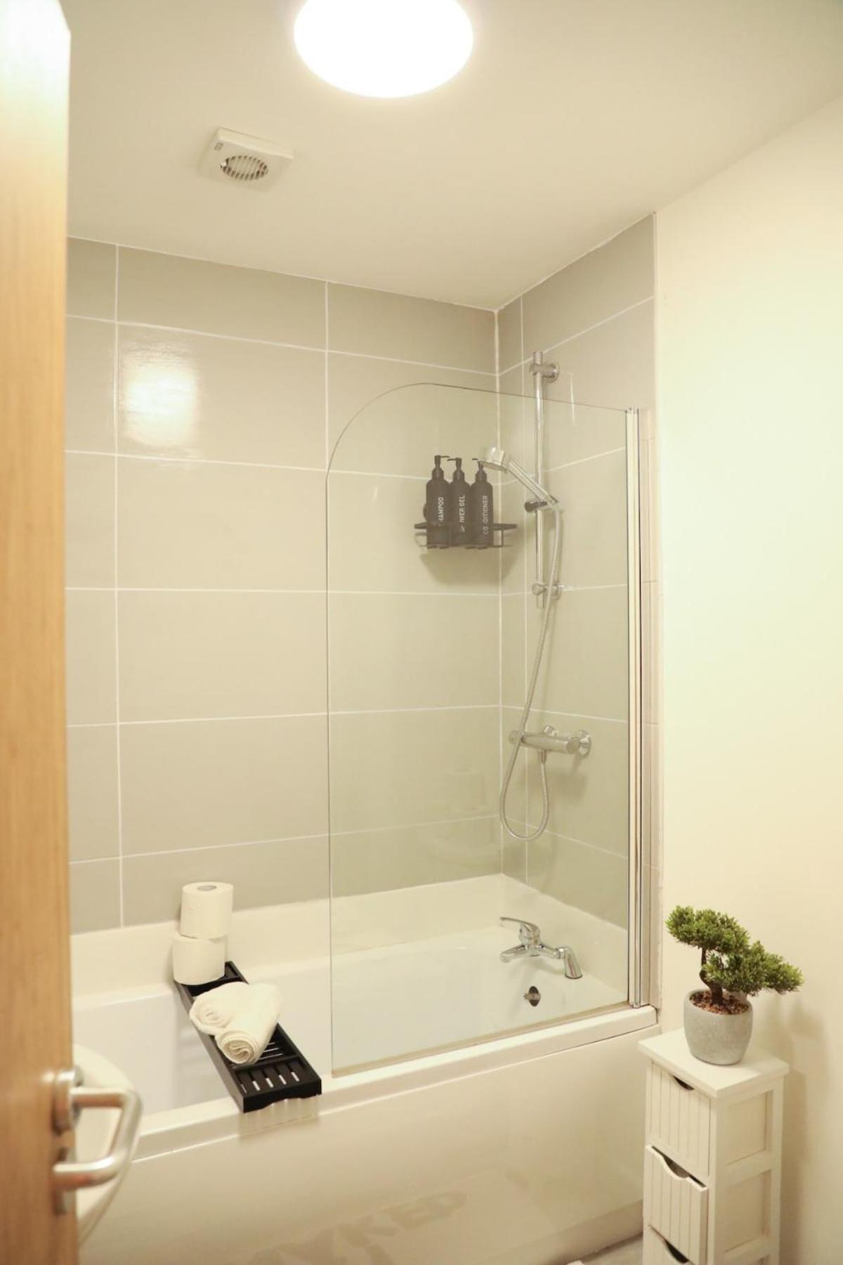 1 Bedroom Apartment Bradford City Centre Foster Square Bradford (West Yorkshire) Exterior foto
